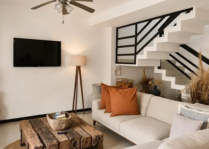 Downtown Penthouse In For 10 People Apartment